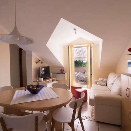 Apartman Nena Turanj Zewnętrze zdjęcie
