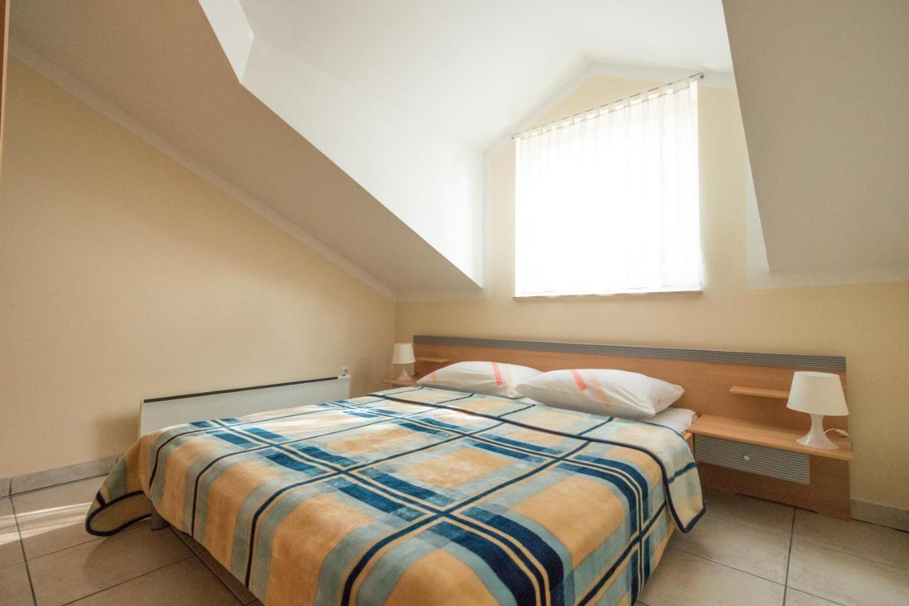 Apartman Nena Turanj Zewnętrze zdjęcie