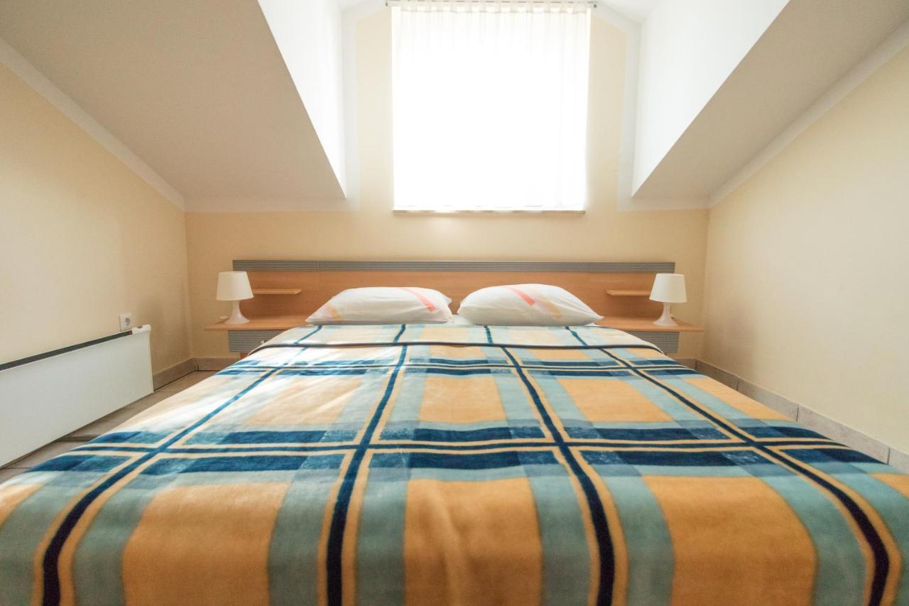 Apartman Nena Turanj Zewnętrze zdjęcie