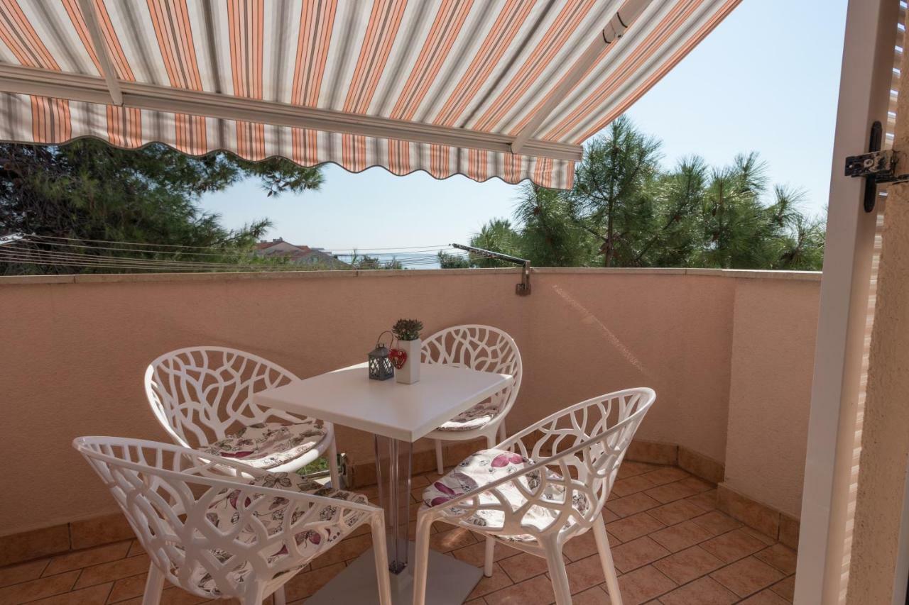 Apartman Nena Turanj Zewnętrze zdjęcie