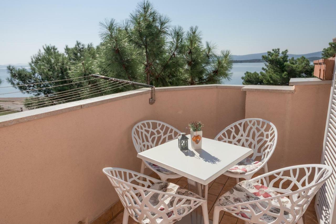 Apartman Nena Turanj Zewnętrze zdjęcie